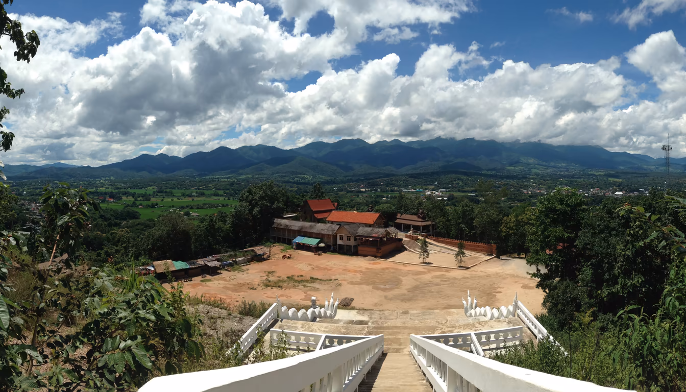 Big Buddha Pai: 350 Steps to the Best View