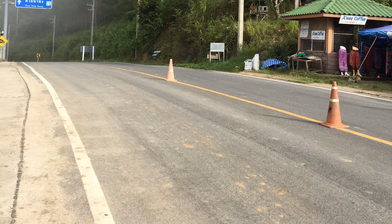 The 762 curves of Route 1095 mountain road on the bangkok to pai journey into the hills