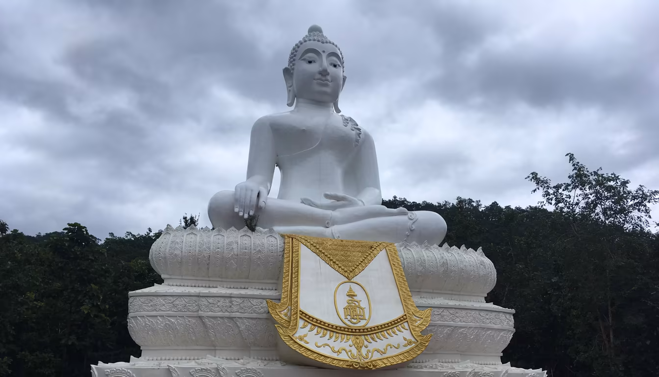 Big Buddha Pai staircase with painted naga railings climbing to Wat Phra That Mae Yen temple